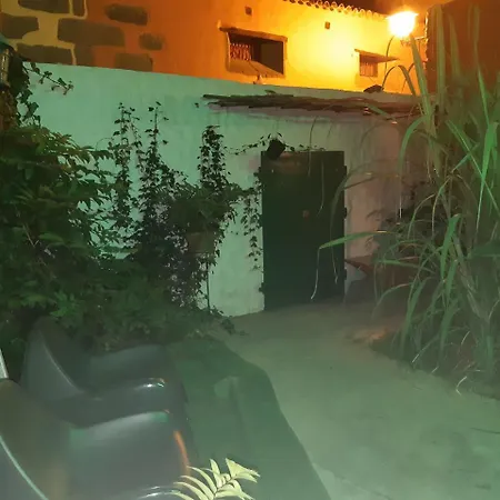 El Burro בית כפרי Agüimes